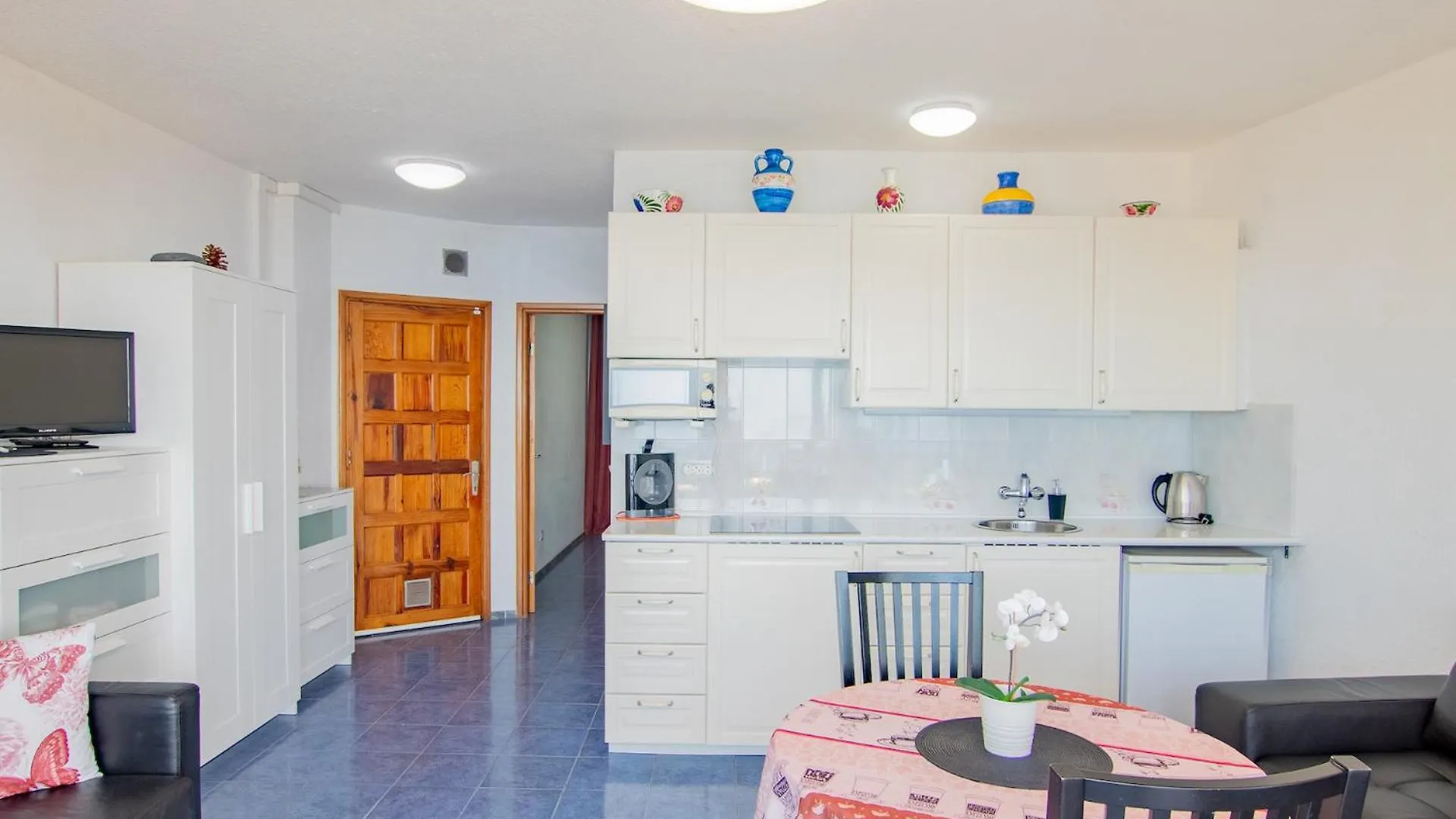 Ocean Breeze Apt By Dream Homes Tenerife联系方式