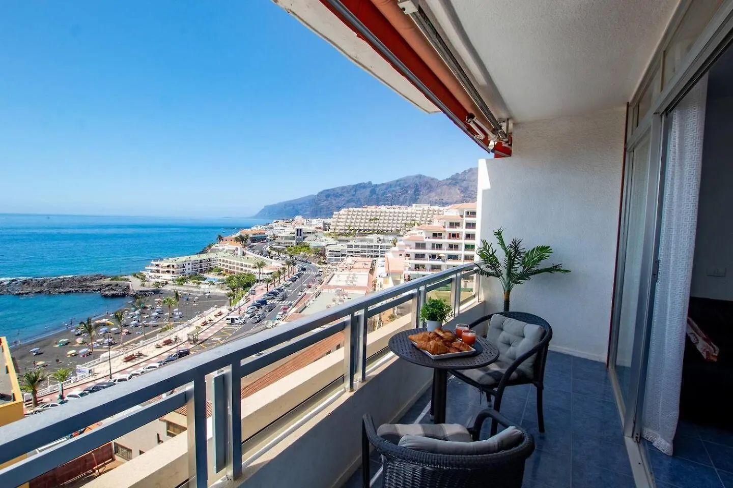 Ocean Breeze Apt By Dream Homes Tenerife 圣地亚哥港 公寓