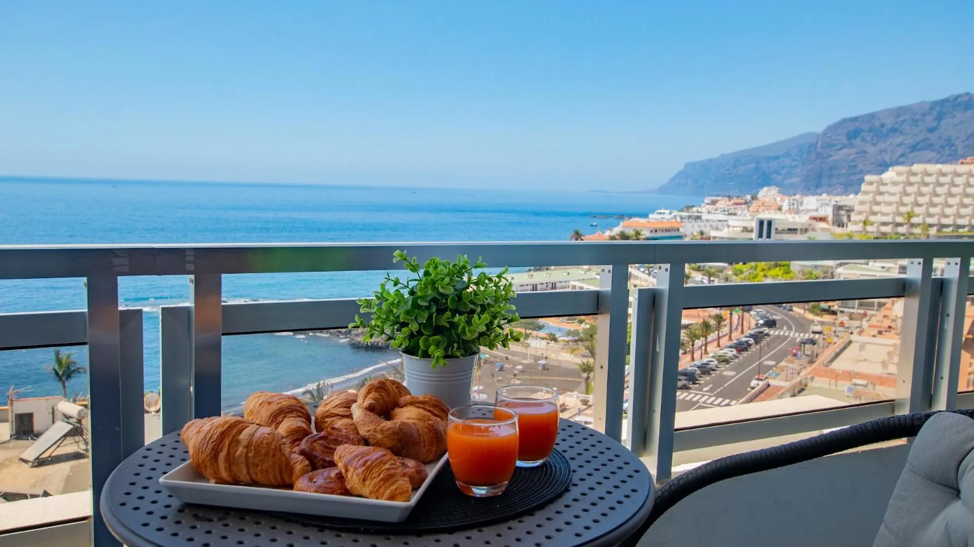Ocean Breeze Apt By Dream Homes Tenerife 圣地亚哥港